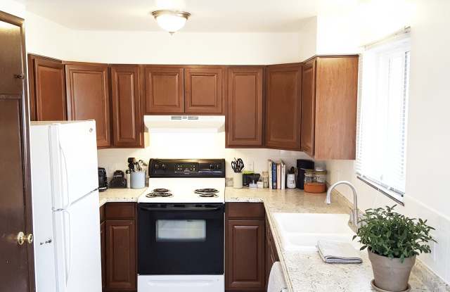706-708 Darby Court# 1 Gallery 2
