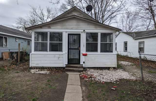 1255 Francis, 2 bedroom house Gallery 1