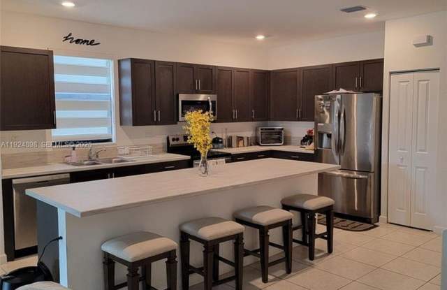 25278 SW 108th Avenue 1, Homestead, FL 33032 - 25278 Southwest 108th Avenue, Miami-Dade County, FL 33032