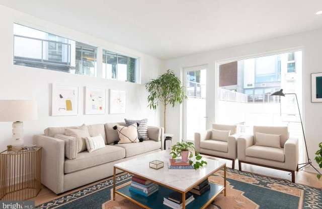 1923 9TH Street NW Gallery 2