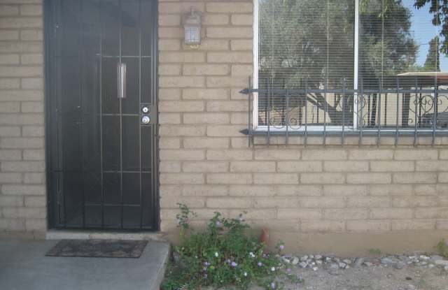 6731 North 16th Street photos photos