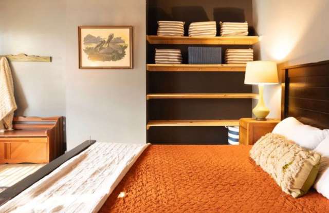 5 Bedroom/4.5 Bath home Gallery 4
