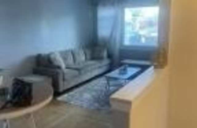 144 Greeley Avenue Gallery 3