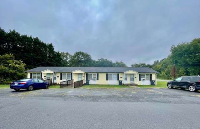 Must see this Adorable 1 bedroom 1 bath apartment . Located in Dallas photos photos