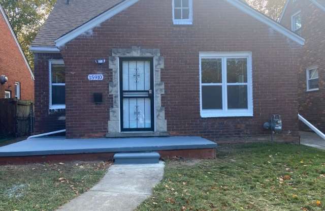 This beautifully updated 3-bedroom, 1-bath single-family home is ready for move-in! photos photos