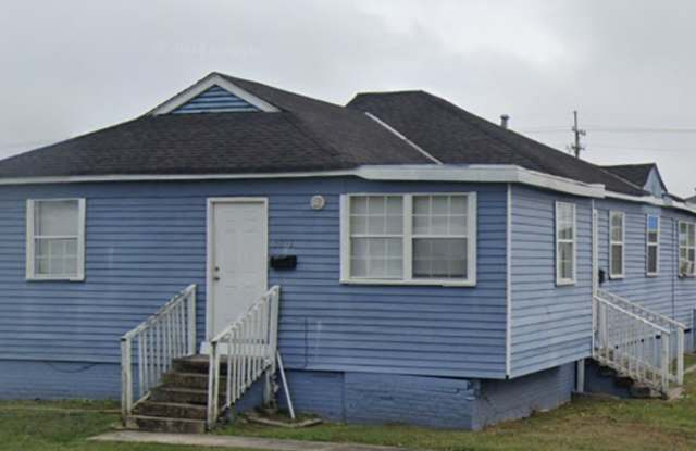 abd5501 - 5501 Cameron Boulevard, New Orleans, LA 70122