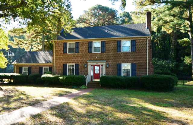 Water View, private wooded lot on dead end street! photos photos