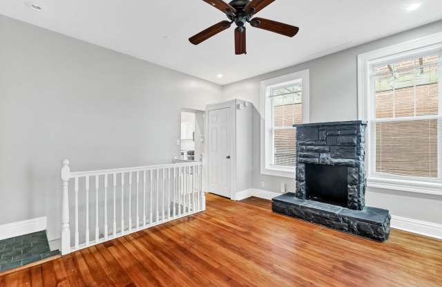 Huge Renovated 1 Bedroom SFD in South Tower Grove photos photos