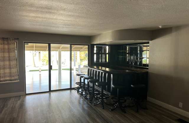 WONDERFUL OPPORTUNITY TO ENJOY DISCOVERY BAY'S 72 ACRE LAKE! BEAUTIFUL 3 BEDS/ 2 BATH HOME!! Gallery 3