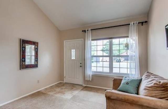 8715 Aspen Ct Gallery 4