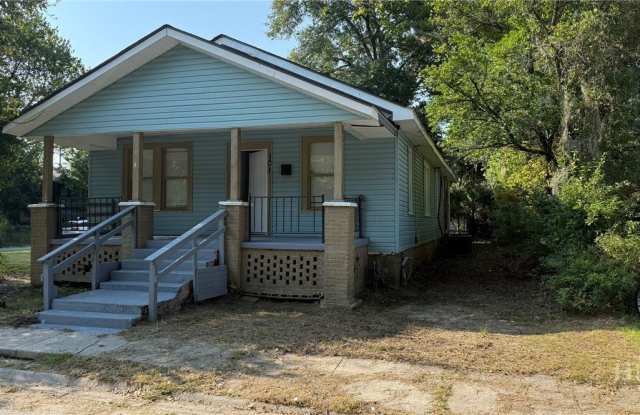 101 W 60th Draw photos photos