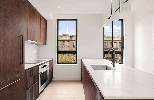 755 Washington Ave # 3A Gallery 2