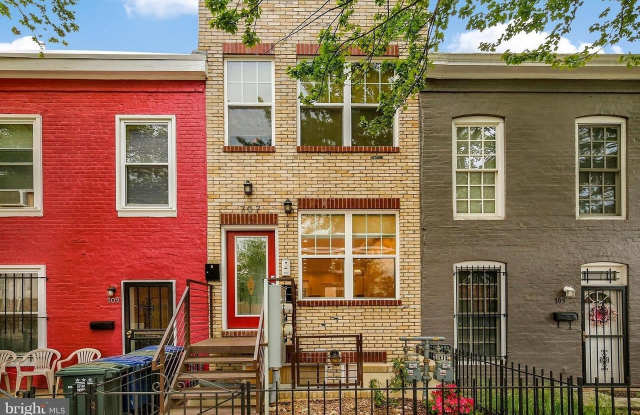707 18th St NE #2 photos photos
