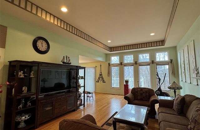 40342 Riverbend Drive Gallery 3