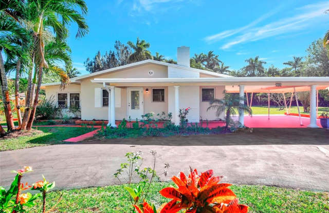 100 N Hibiscus Ct photos photos