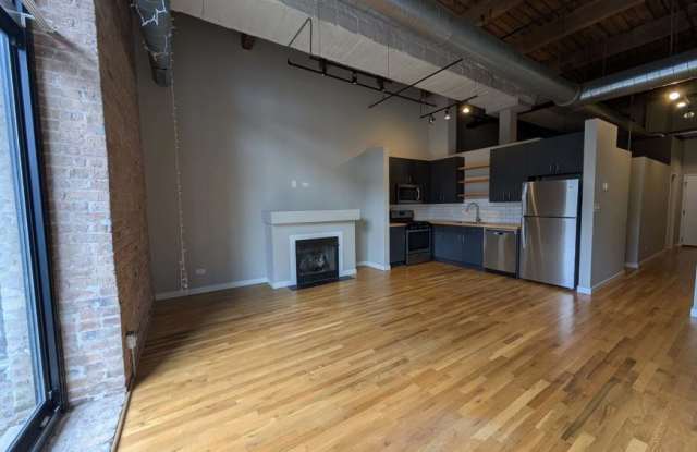 1918 South Michigan Ave. Gallery 3