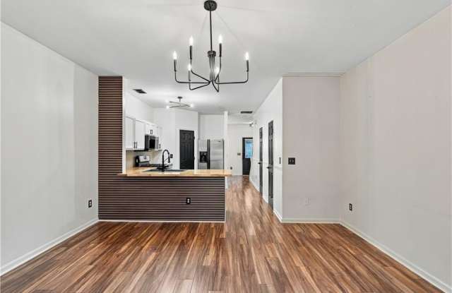 310 Paden Cove Trail Gallery 4