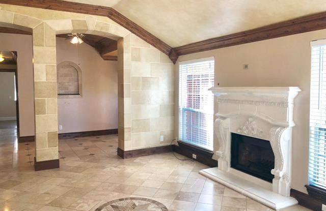 1420 Woodfern Drive Gallery 4
