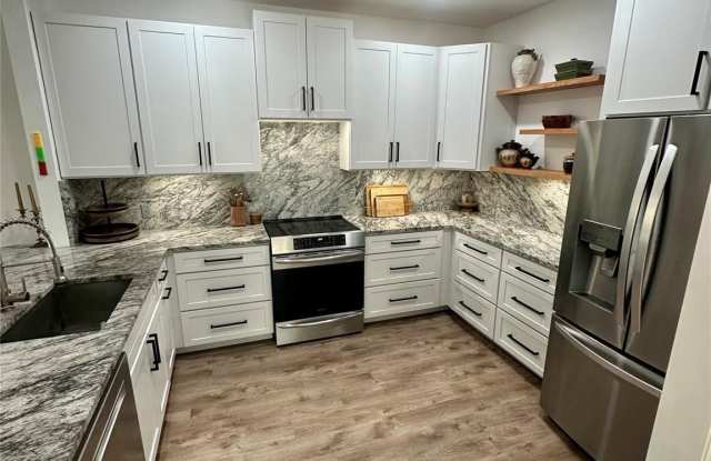18823 Cloverstone Circle Gallery 3