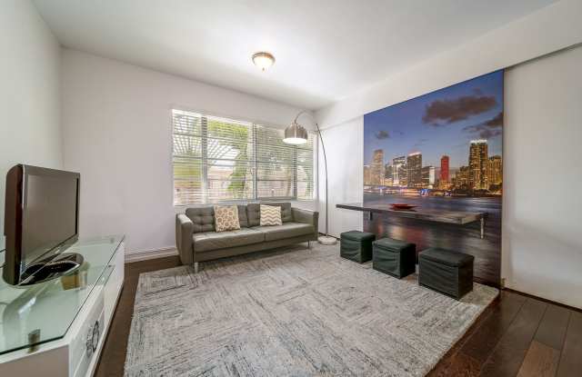 Tastefully furnished 1 bed/1 bath unit in 4-unit boutique building the heart of South Beach! photos photos