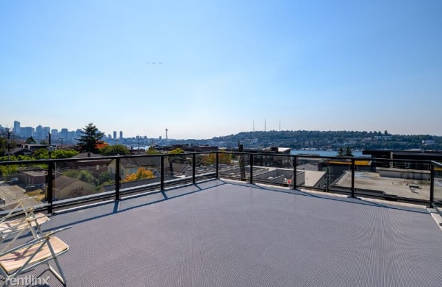2403 Boylston Ave - 2403 Boylston Ave E, Seattle, WA 98102