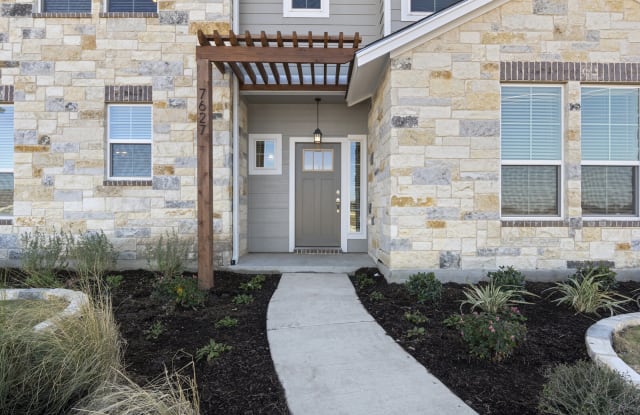 7627 Stonehollow photos photos