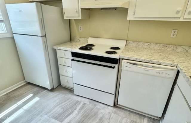 3925 Keswick Ct Gallery 2