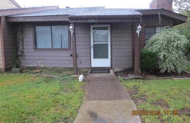 5924 Timbercrest Drive - 5924 Timbercrest Drive, Arlington, TX 76017