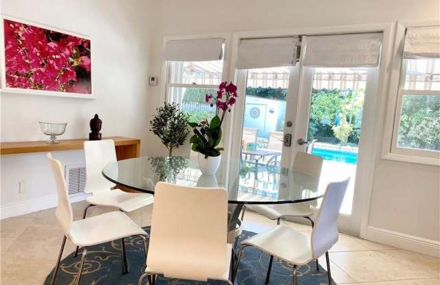 2608 Hibiscus Pl Gallery 4