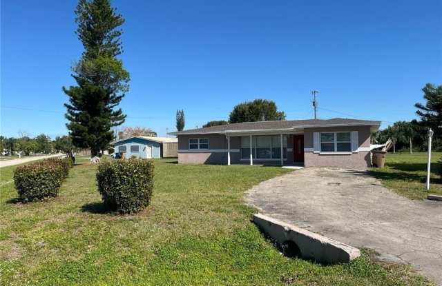 118 Georgia Road - 118 Georgia Road, Lehigh Acres, FL 33936