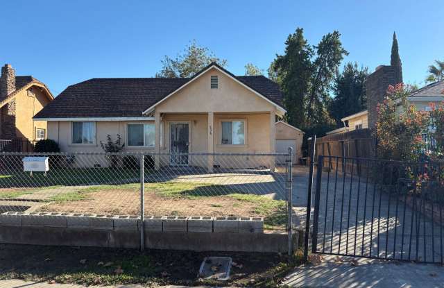 226 Santiago Ave - Sacramento, 95815 Gallery 1