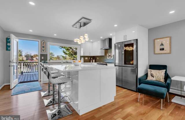 376 ALAMEDA Parkway Gallery 4