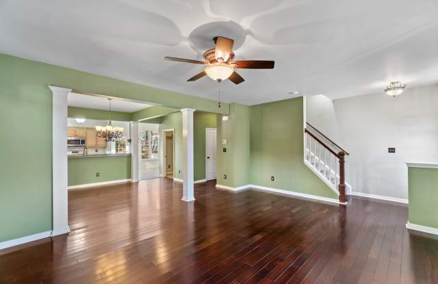 1975 Rockwood Drive Gallery 3