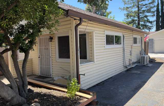 Concord Beautiful 1 bedroom 1 bathroom ADU updated kitchen, 2 car parking, fresh paint photos photos