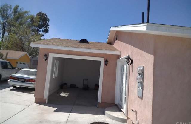 11656 215 Gallery 3