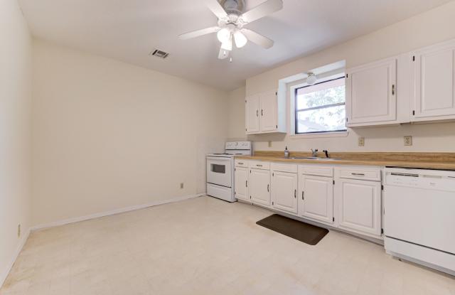 602 South Flood Avenue - 602 Gallery 2