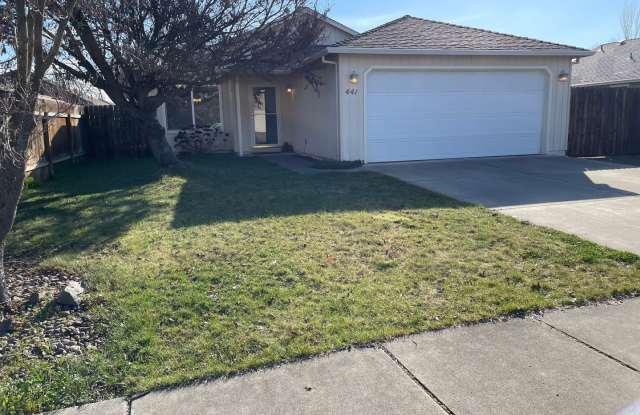 Newly Updated 3 Bedroom 2 Bath Home **Must See Home** - 441 Vick Lane, Medford, OR 97501