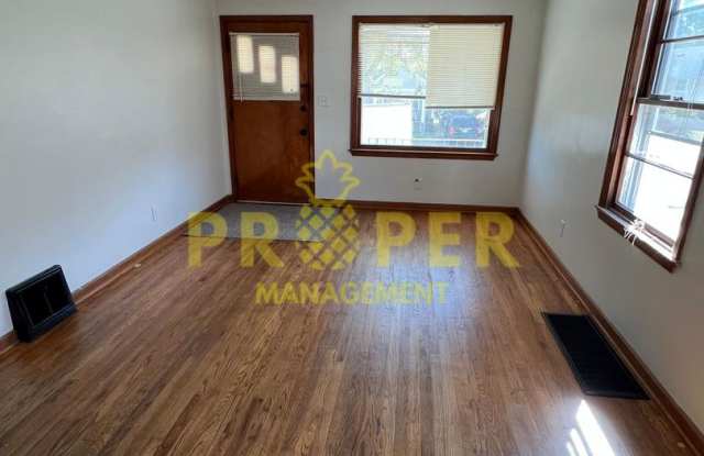 2 bedrooms 1.5 bathrooms house for rent Gallery 3