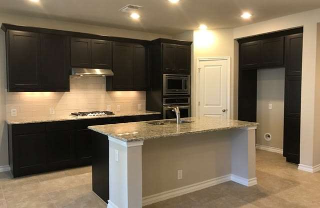 105 Stone Creek Dr Gallery 2