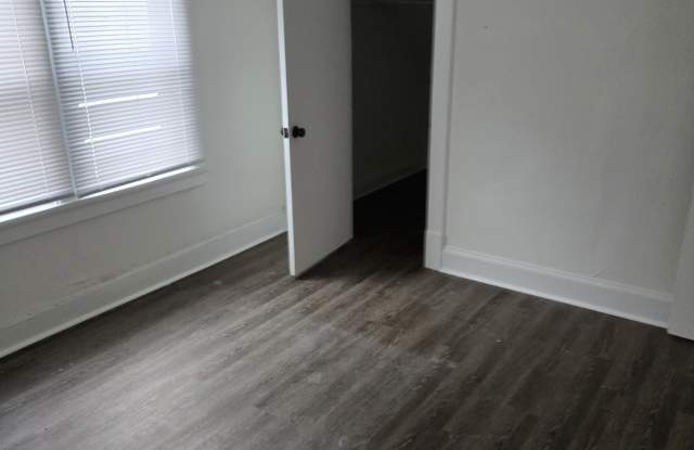 2641 North 39th Street - 2 Gallery 2