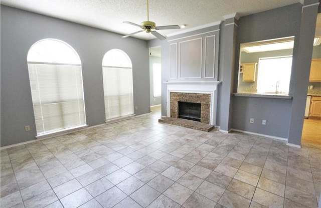 1325 Old Barn Lane Gallery 2