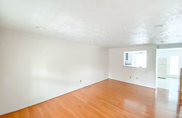43982 Bonlee Sq Gallery 4