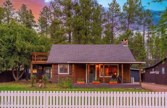 216 W STANDAGE Drive Gallery 1