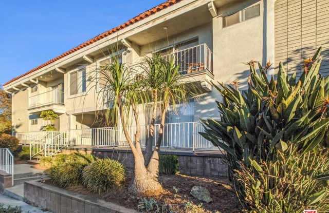 440 Raymond Avenue 9 photos photos