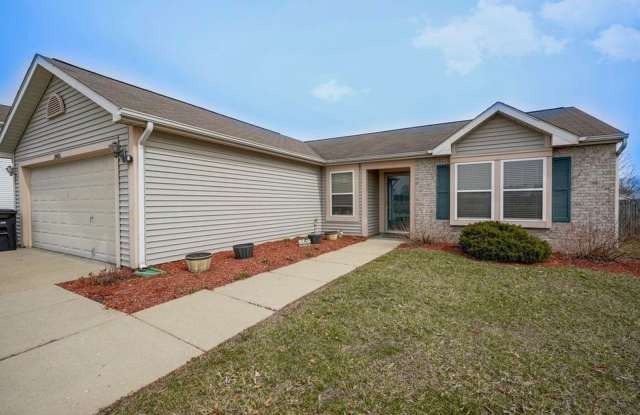 South side 3 Bedroom, 2 Bath Home, w/ 2 car attached garage photos photos South side 3 Bedroom, 2 Bath Home, w/ 2 car attached garage photos photos
