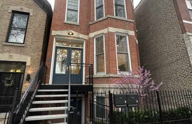 2018 N Oakley Avenue photos photos