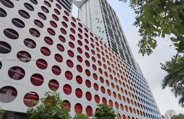 55 SE 6th St photos photos