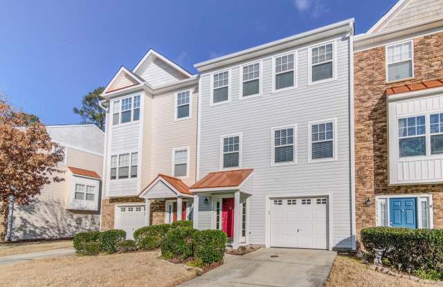 Wakefield Townhouse - 3 Bedrooms, Bonus on first floor, 1 -Car garage and Pool - 11920 Field Towne Lane, Raleigh, NC 27614