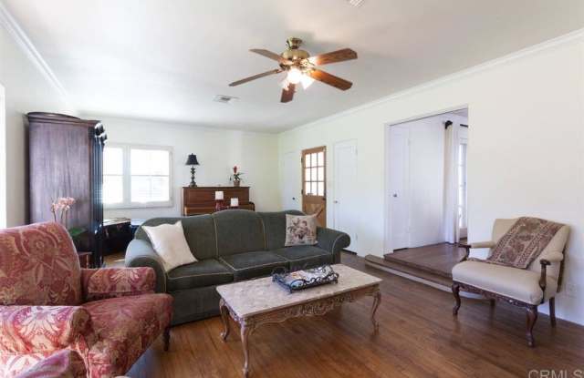 369 Glorietta Blvd. - 369 Glorietta Pl, Coronado, CA 92118