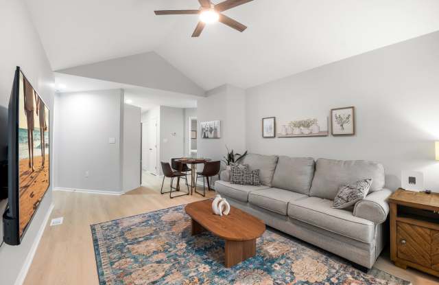 420 Alpha Street photos photos